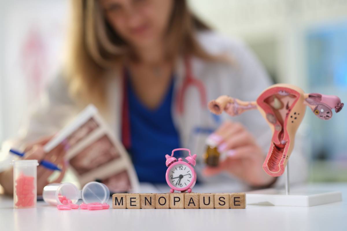 comprehensive-understanding-menopause-medical-perspective-womens-health (1)